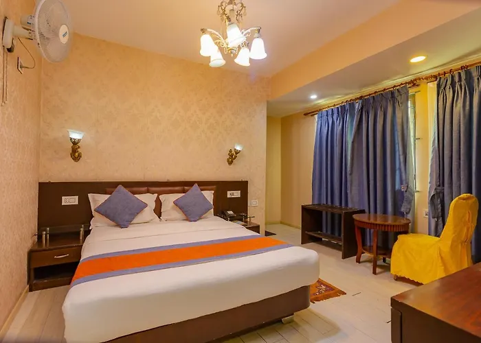 Royal Hotel 3*