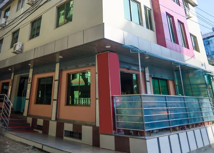 Royal Hotel 3*